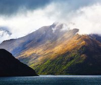 苹果公司广告宣传视频《了不起的设计》中包含了哪些美学理论?